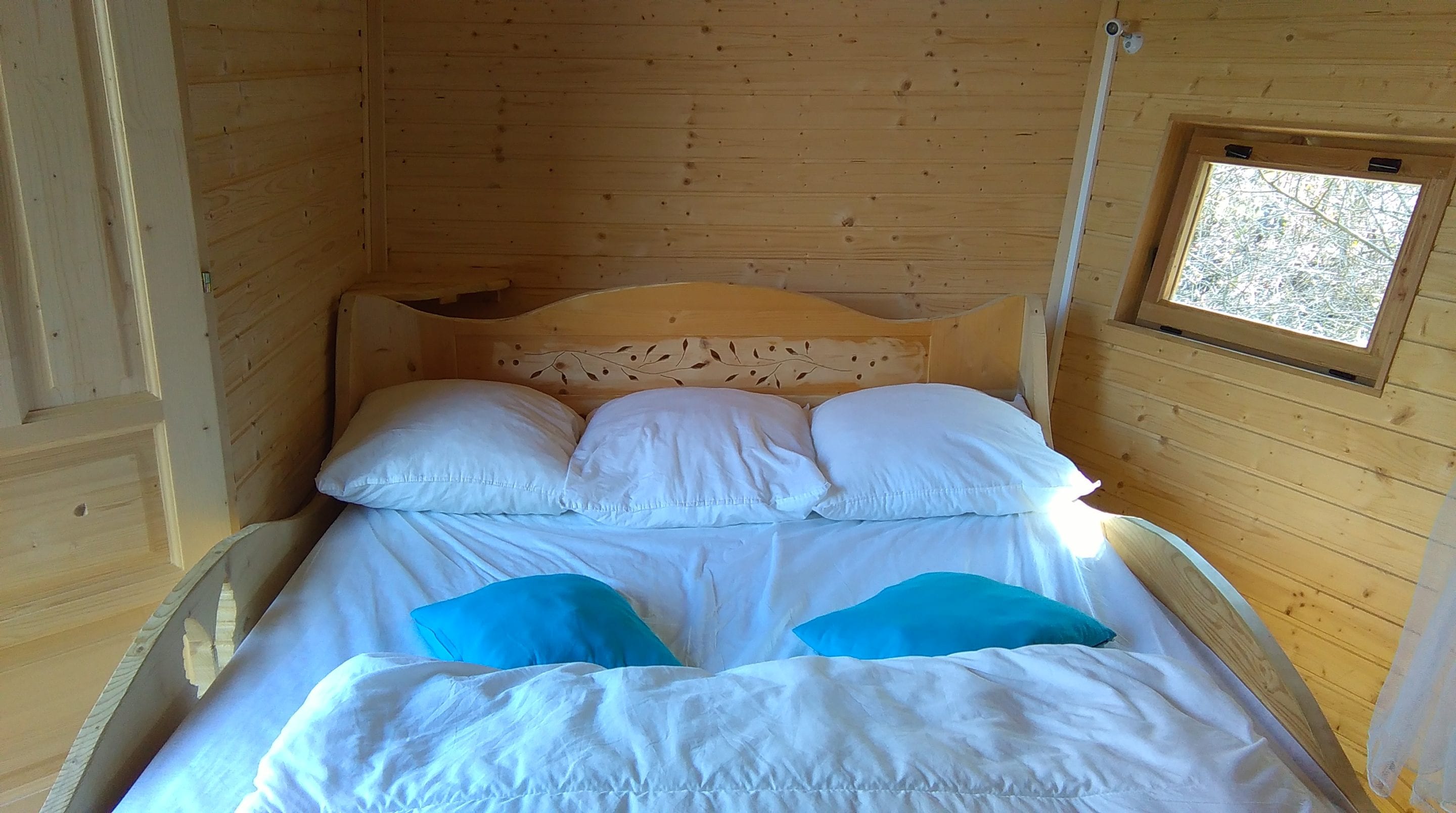 CABANE FLEUR DE LUNE
