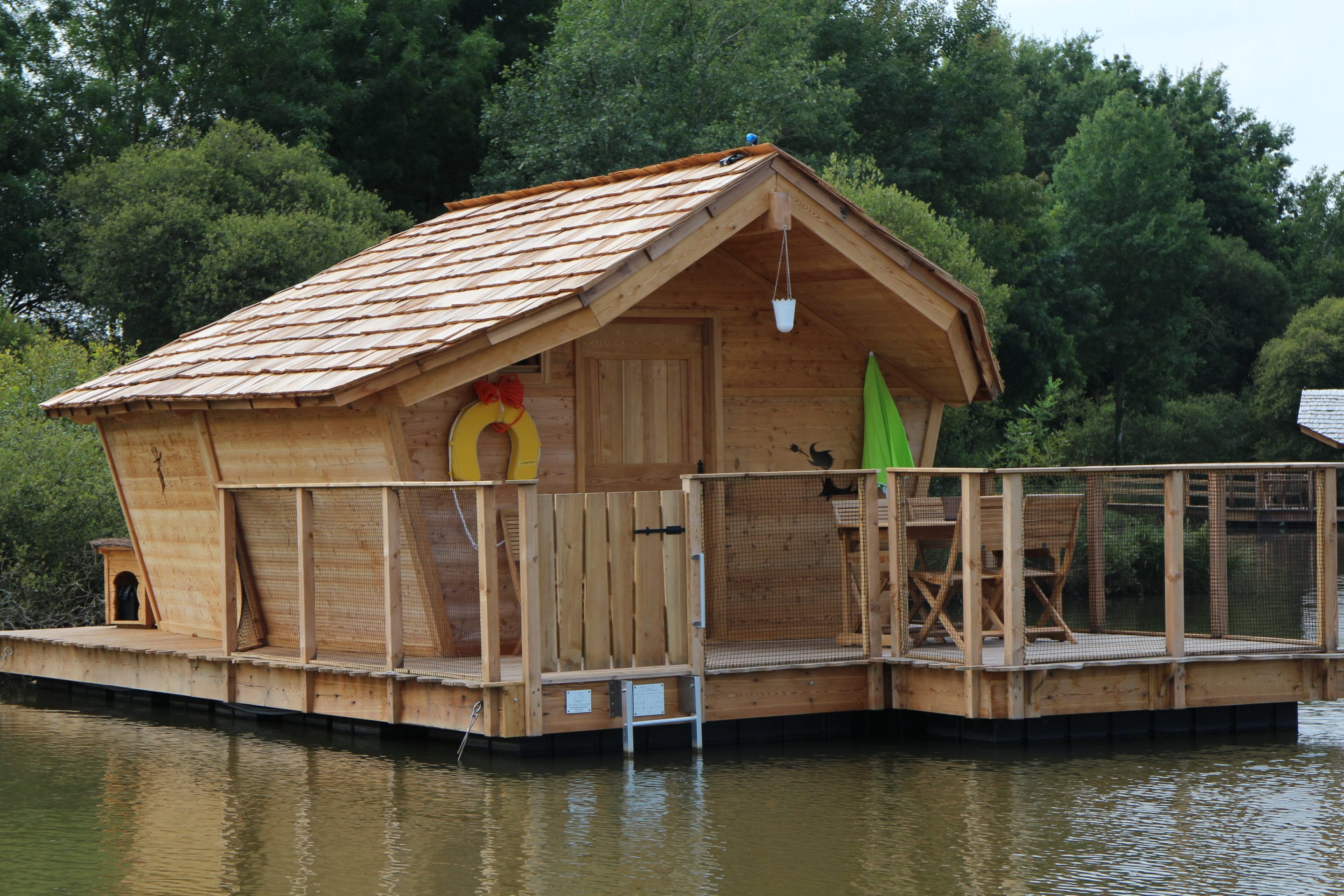 CABANE LE GOURAMI